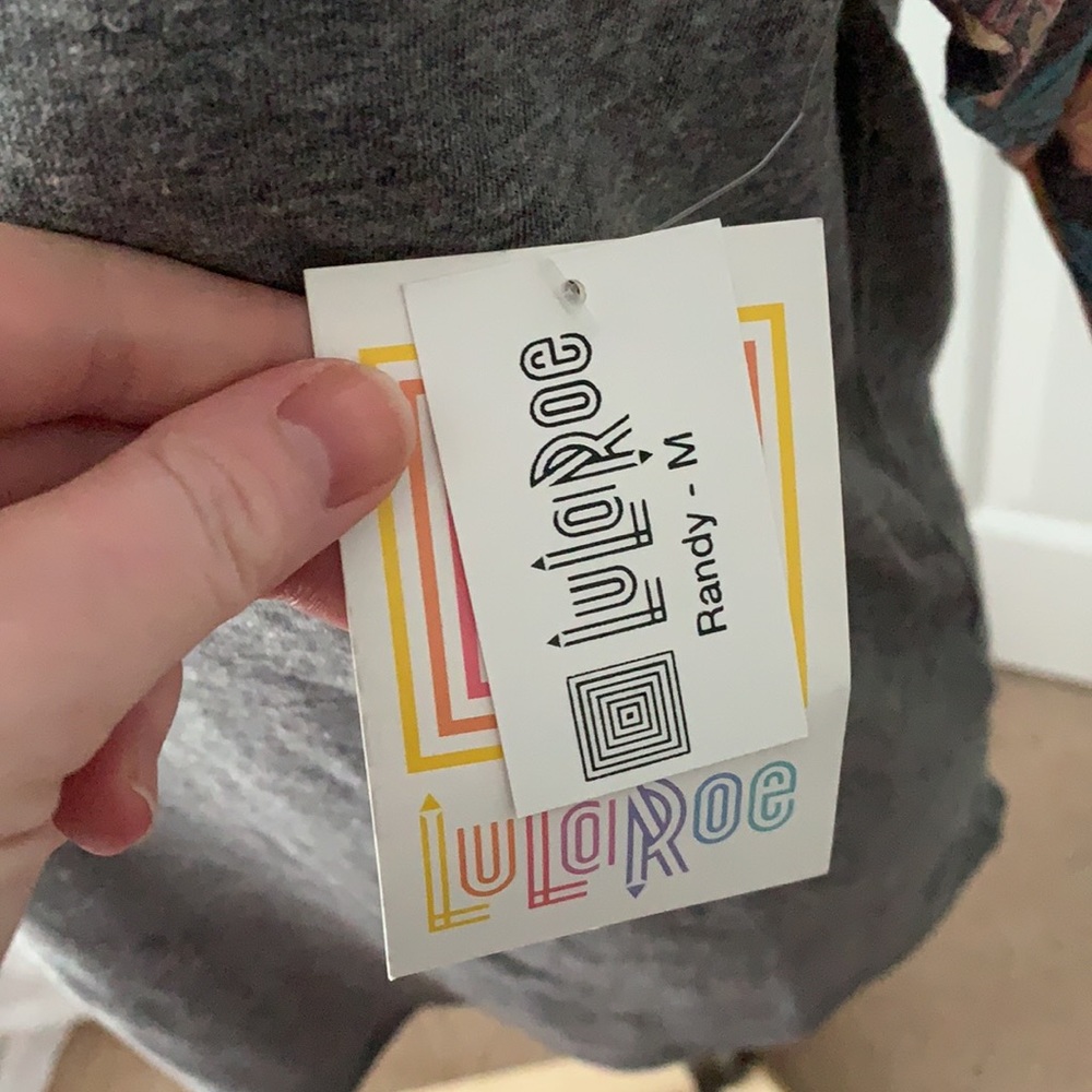 NWT Lularoe Randy Shirt - Picture 3 of 4